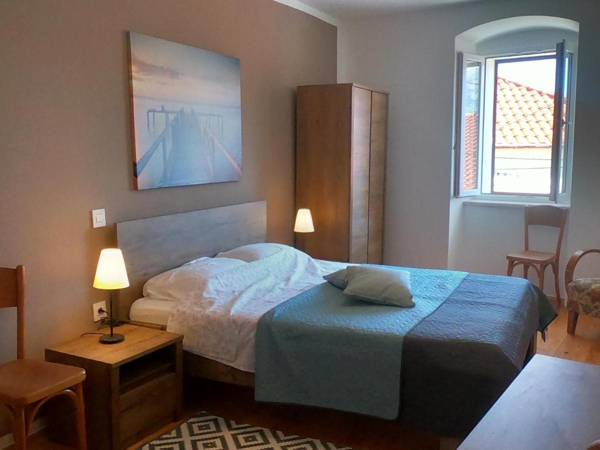 Apartment Dinka Baška Exteriör bild