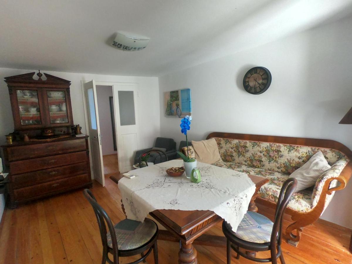 Apartment Dinka Baška Exteriör bild